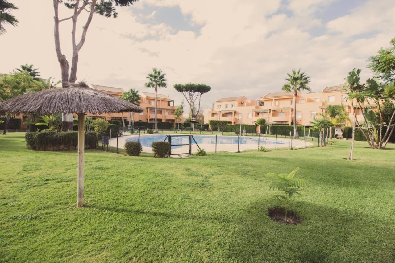Apartamento Jardin Del Golf 2 치클라나 데 라 프론테라 외부 사진